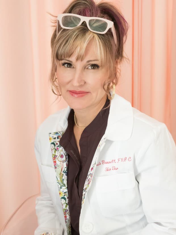 Portrait of Julie Bennett, FNP-C